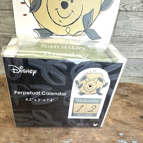 Brand New Disney Pooh Wooden Block Perpetual Calendar - Picture 3 of 6